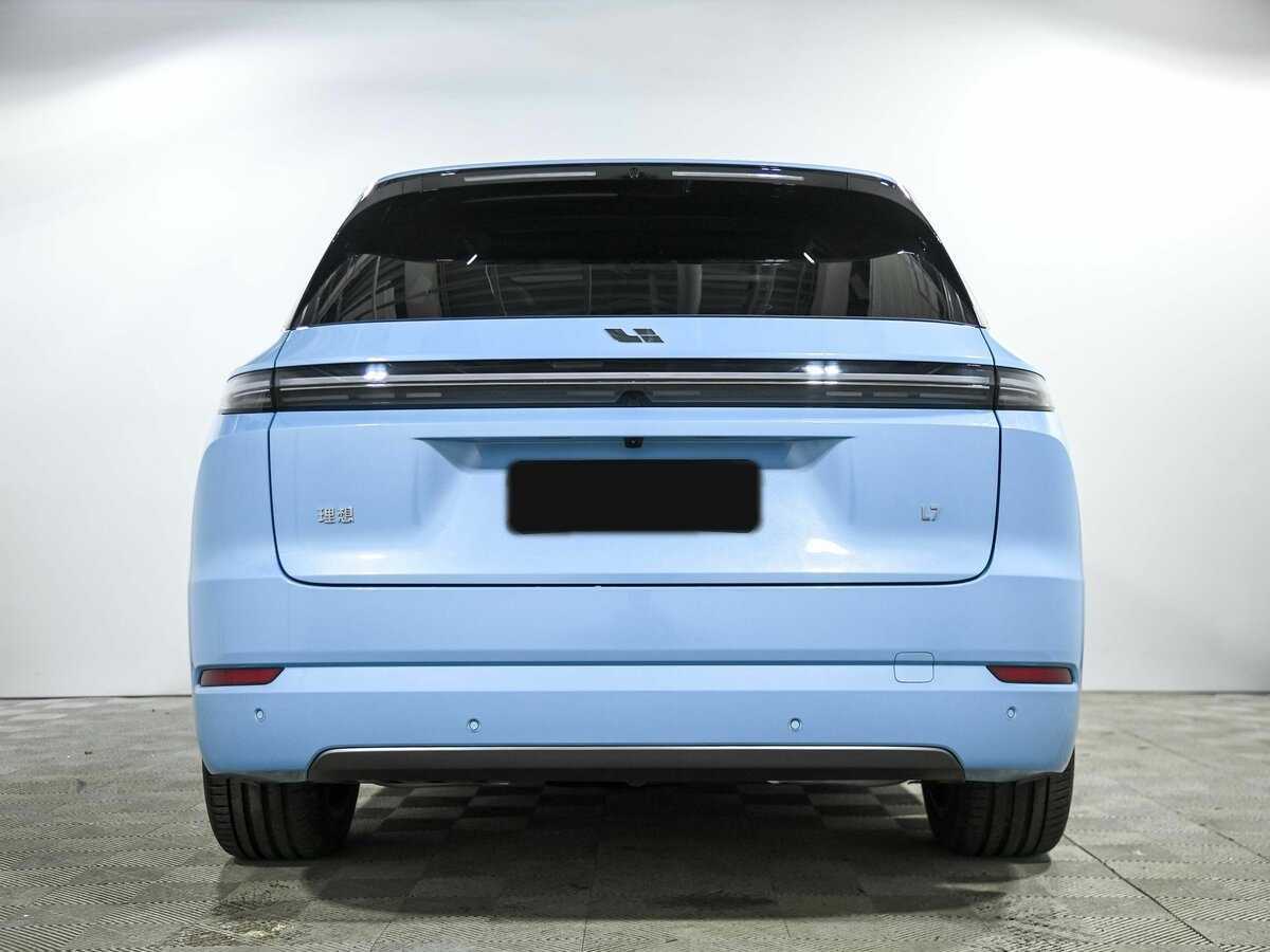 LiXiang L7 с пробегом — 2024 год. Фото: #4