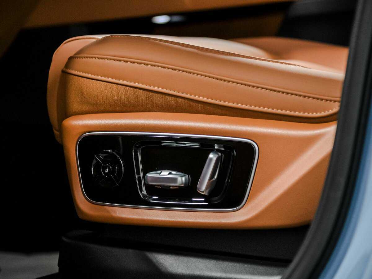 LiXiang L7 с пробегом — 2024 год. Фото: #13