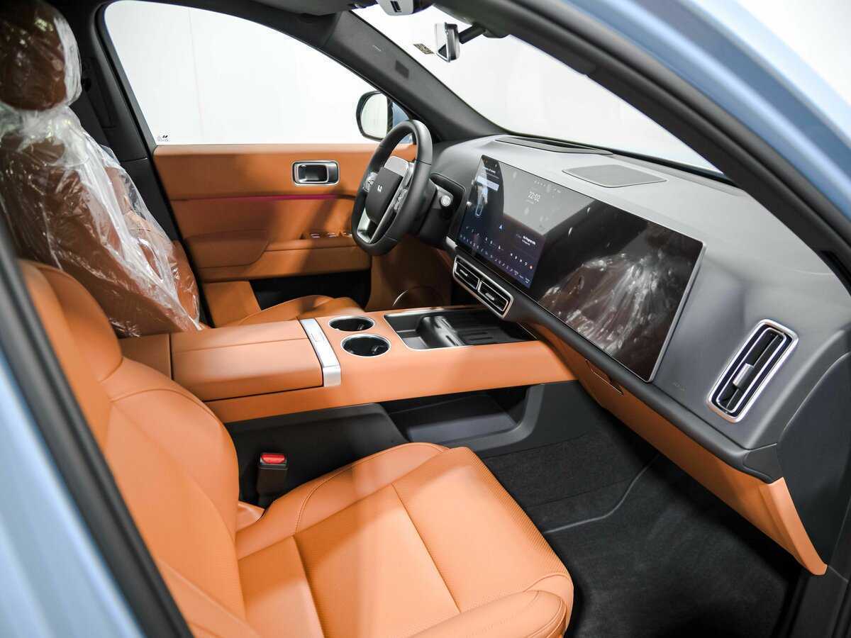 LiXiang L7 с пробегом — 2024 год. Фото: #18