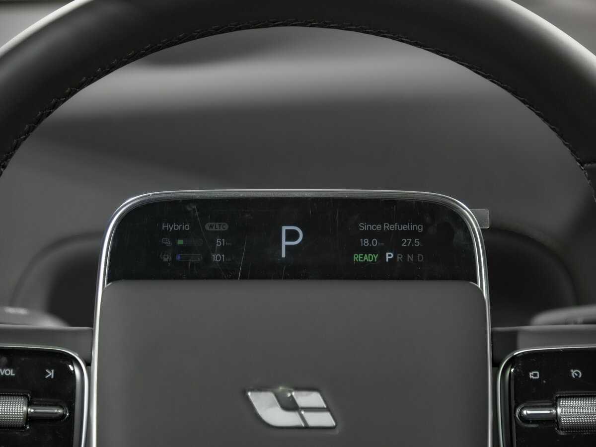 LiXiang L9 с пробегом — 2024 год. Фото: #6