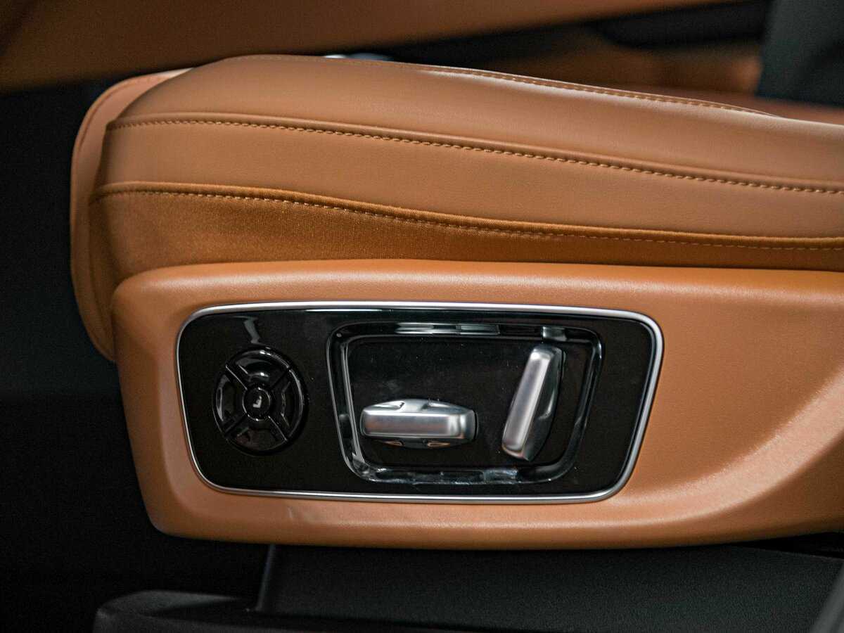 LiXiang L9 с пробегом — 2024 год. Фото: #14