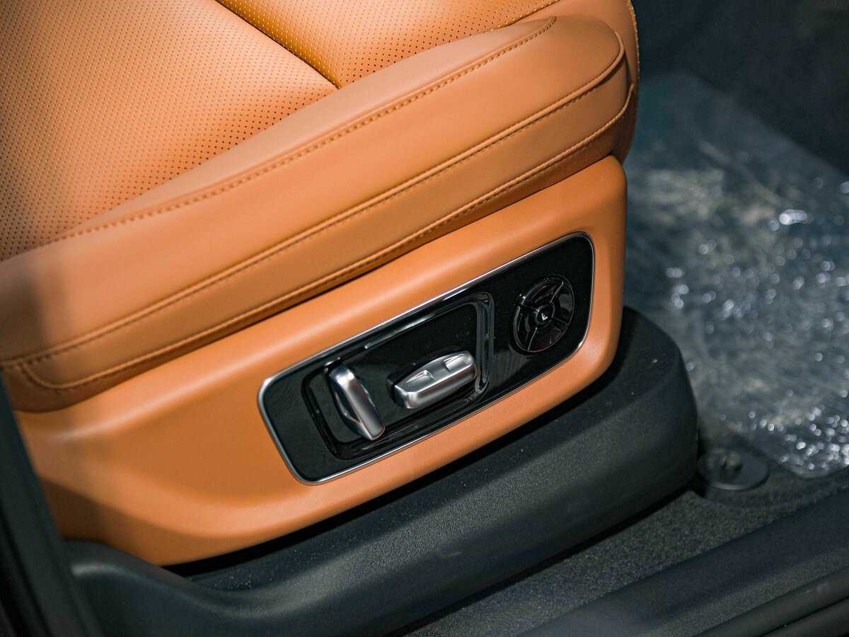 LiXiang L9 с пробегом — 2024 год. Фото: #23