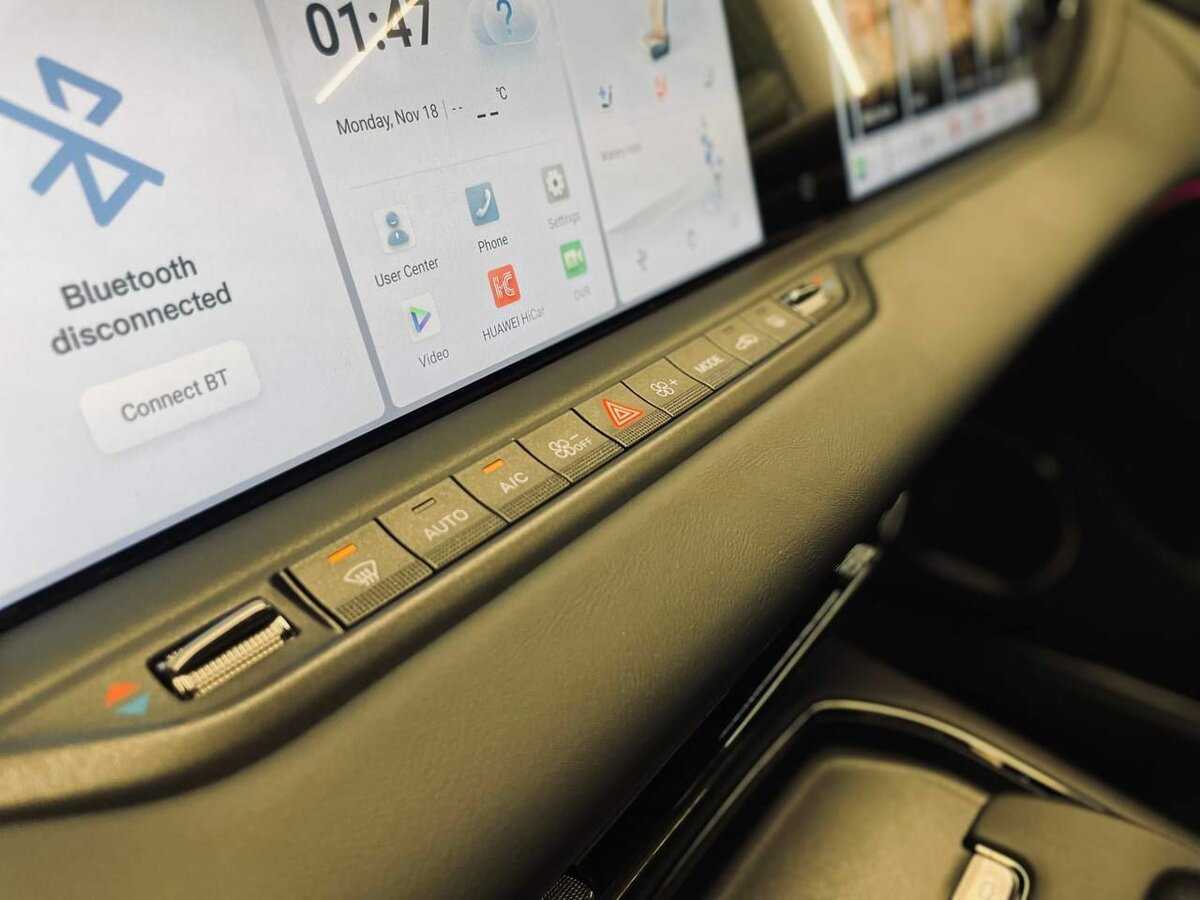 Voyah Free с пробегом — 2024 год. Фото: #11