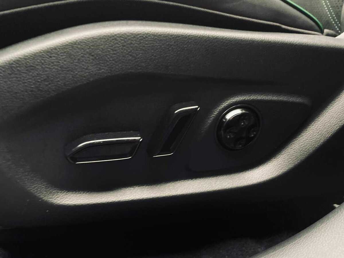 Voyah Free с пробегом — 2024 год. Фото: #16