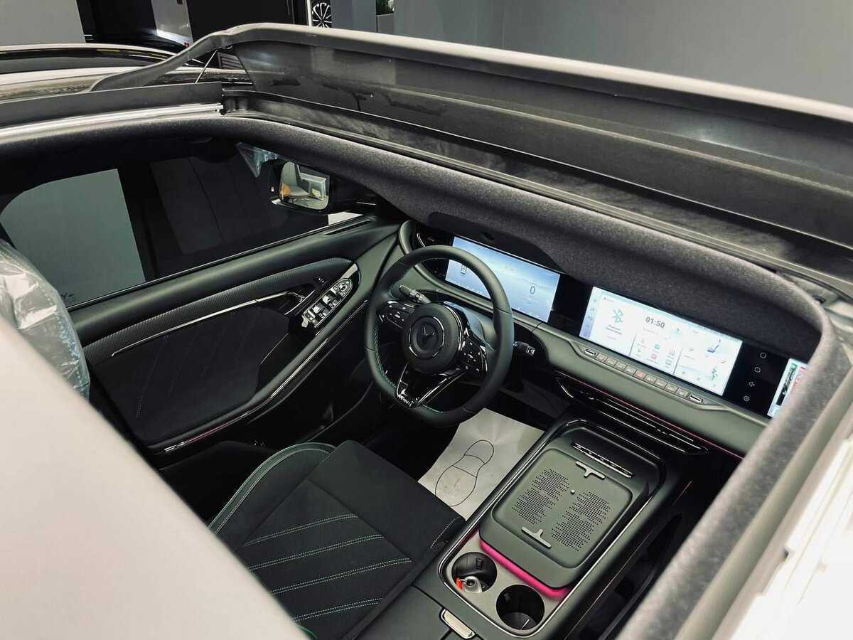 Voyah Free с пробегом — 2024 год. Фото: #23