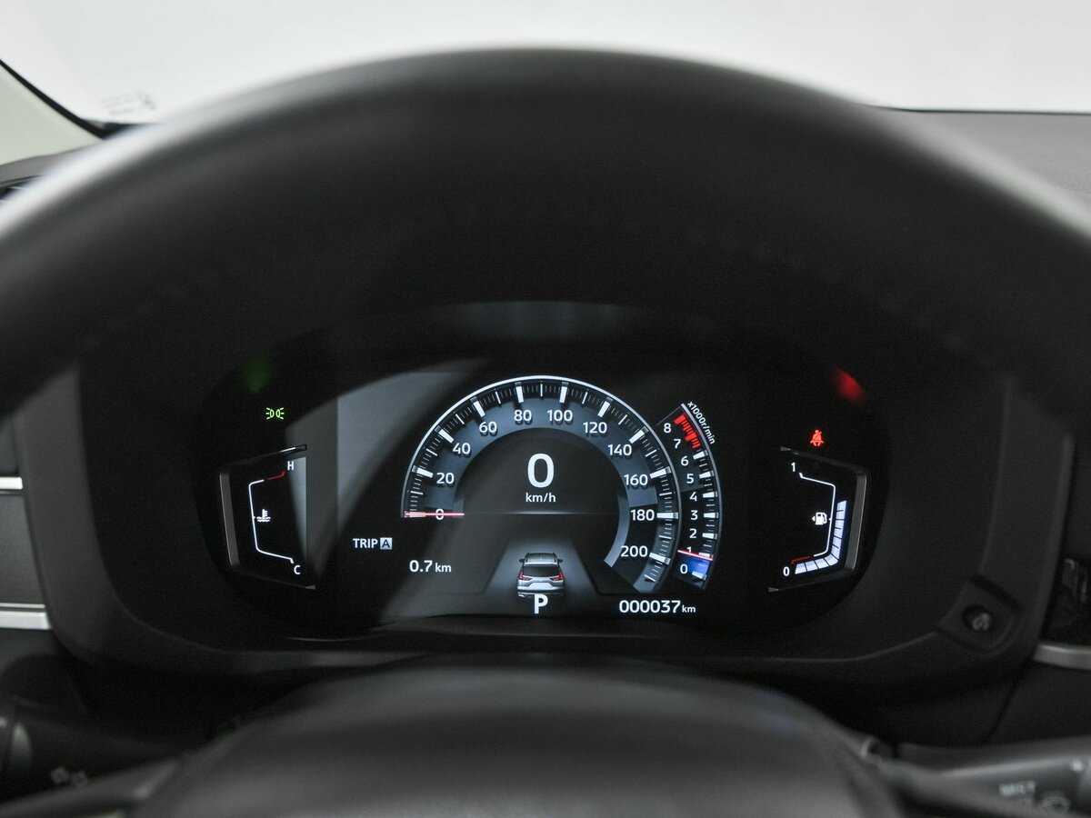 Mitsubishi Xpander с пробегом — 2023 год. Фото: #6