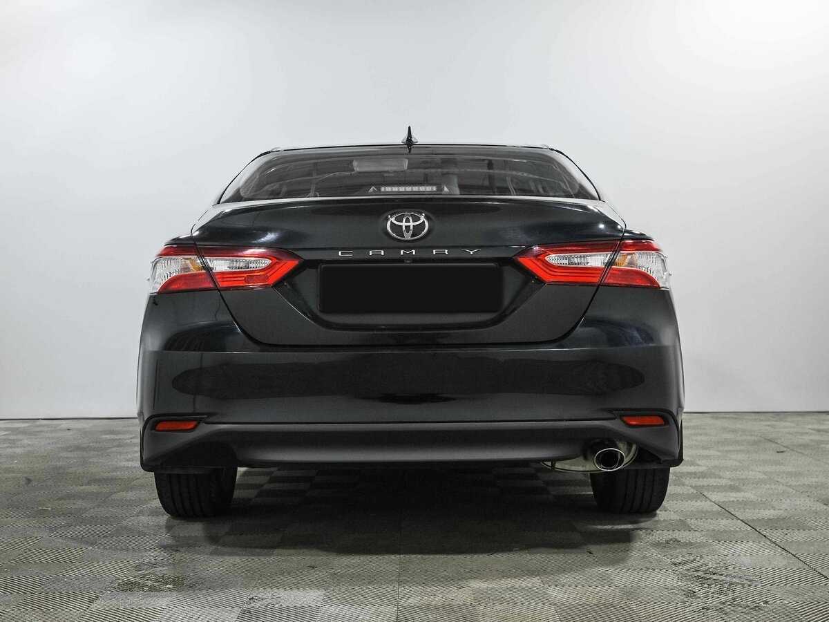 Toyota Camry с пробегом — 2021 год. Фото: #4