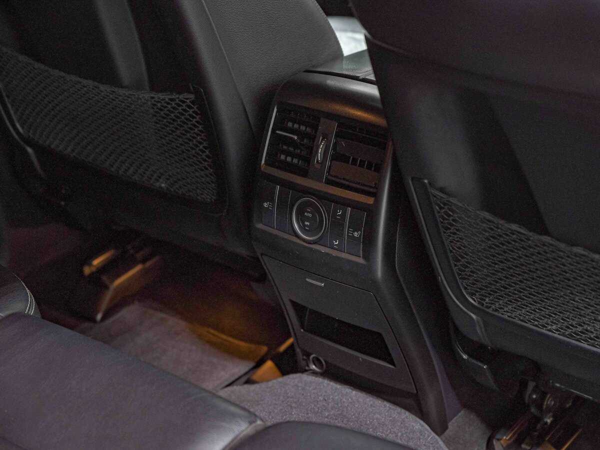 Mercedes-Benz GL-Класс с пробегом — 2015 год. Фото: #18