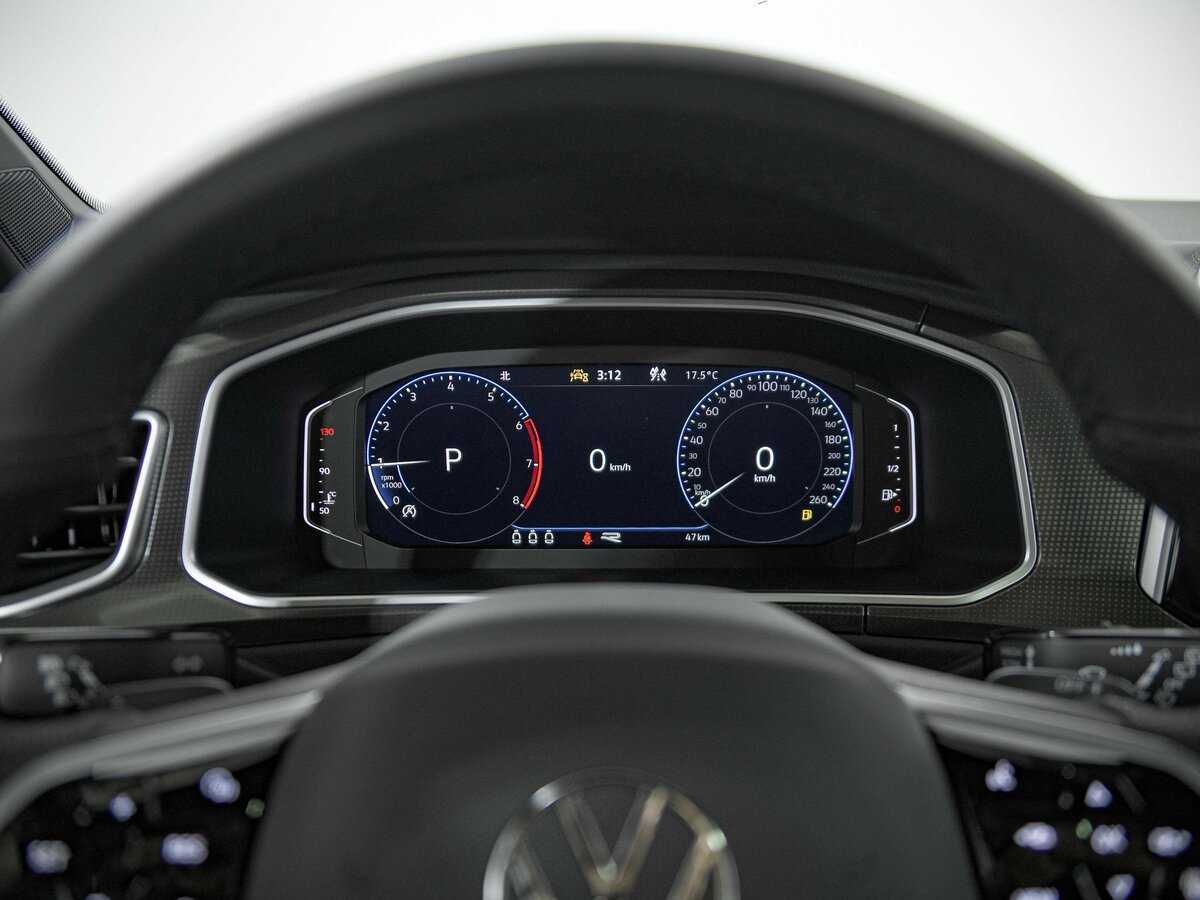 Volkswagen T-Roc с пробегом — 2024 год. Фото: #6