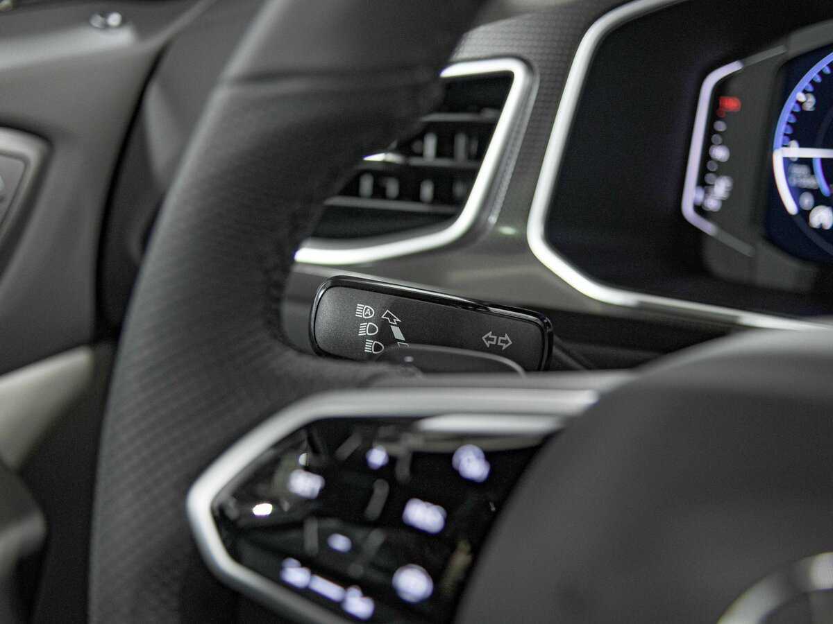 Volkswagen T-Roc с пробегом — 2024 год. Фото: #7