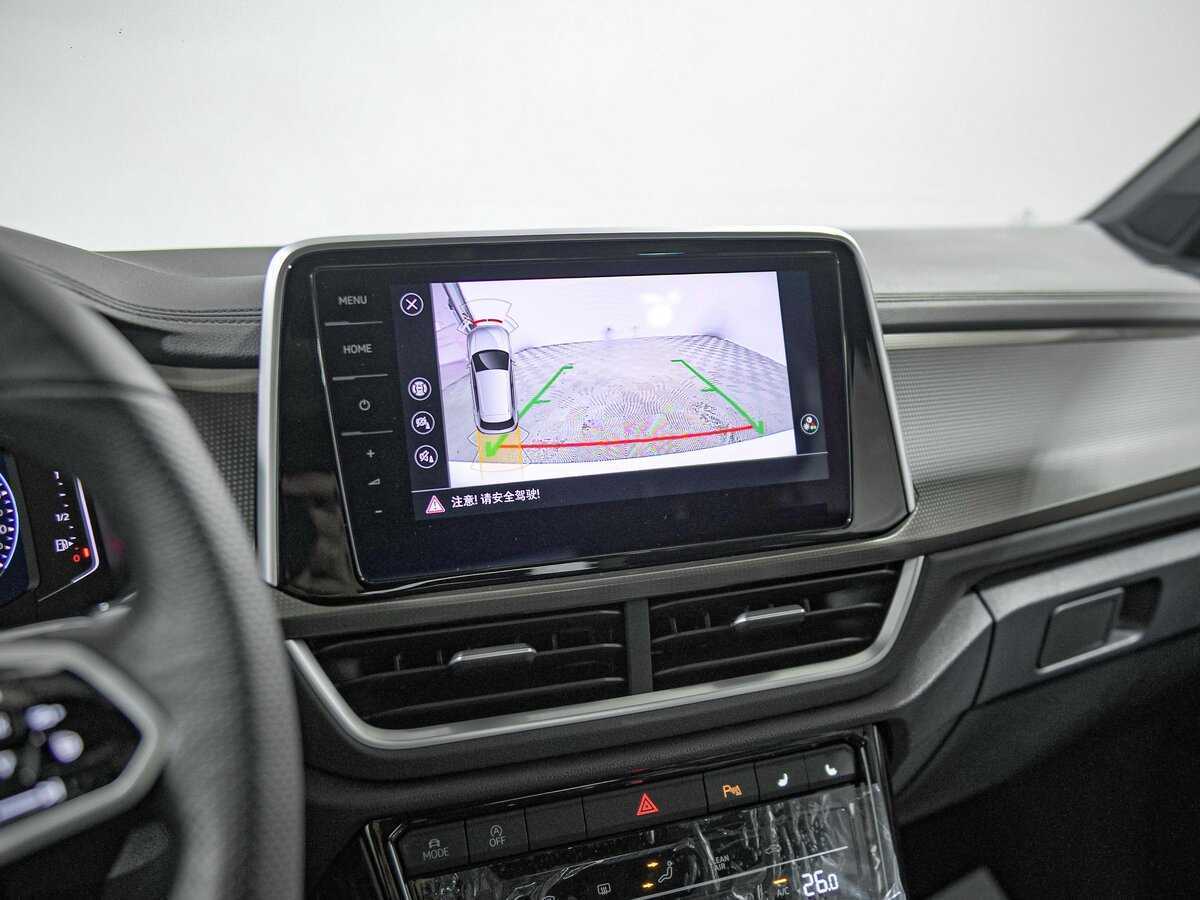 Volkswagen T-Roc с пробегом — 2024 год. Фото: #10