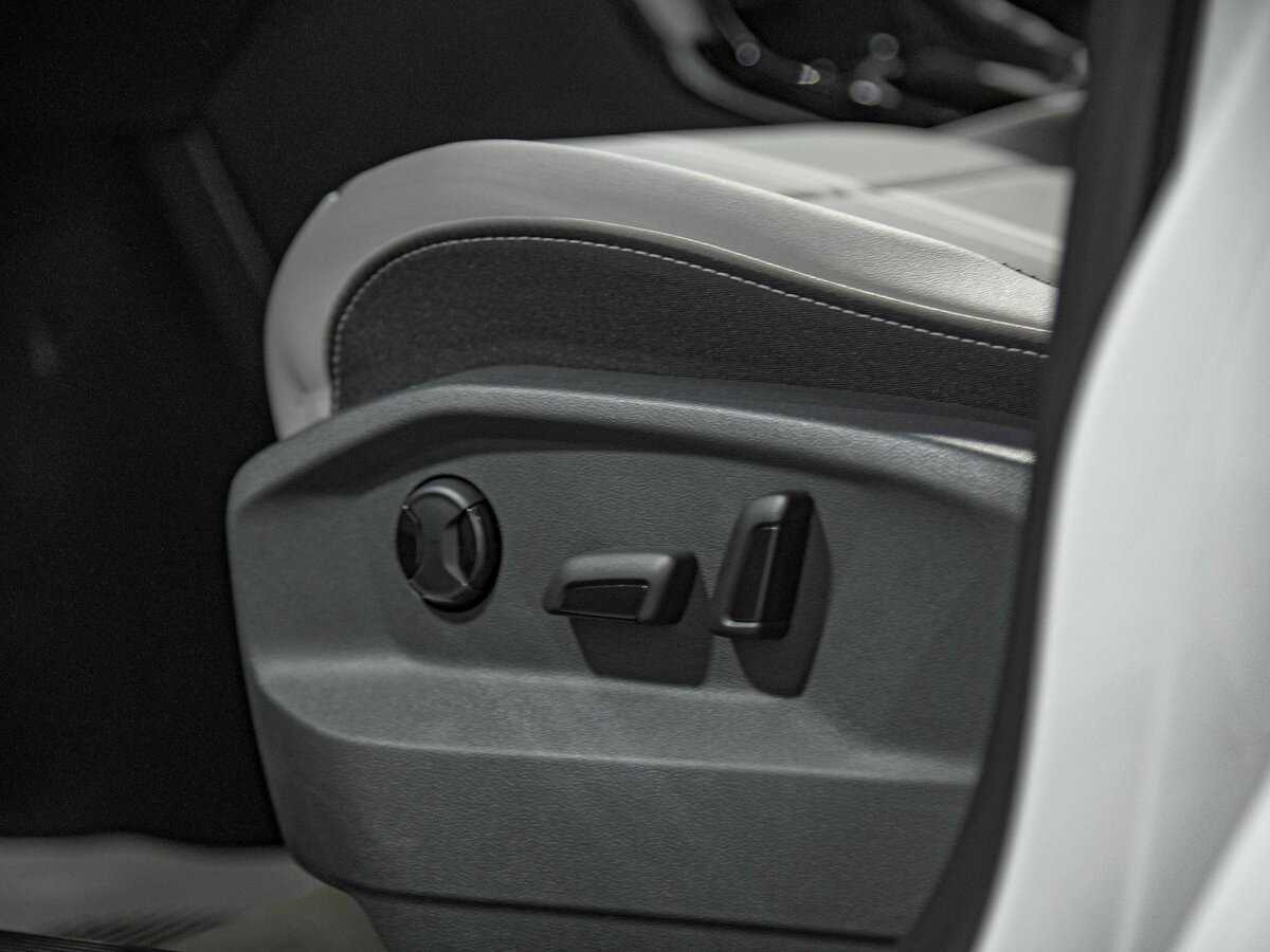 Volkswagen T-Roc с пробегом — 2024 год. Фото: #15