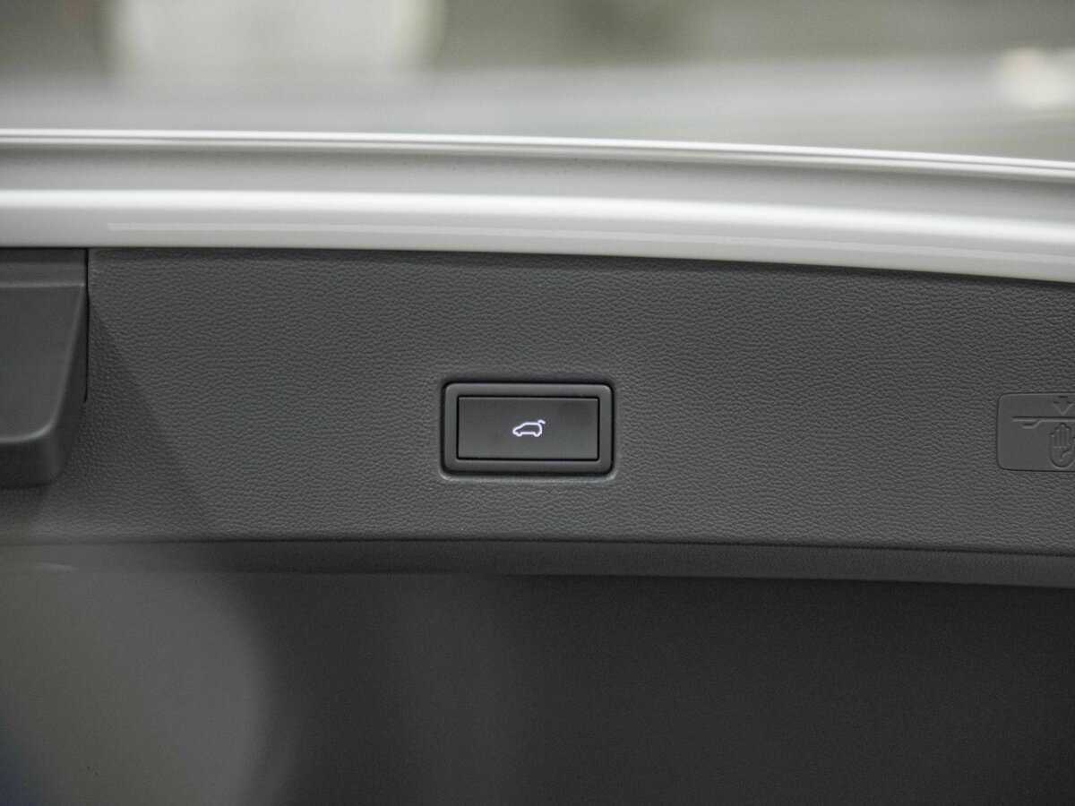 Volkswagen T-Roc с пробегом — 2024 год. Фото: #17