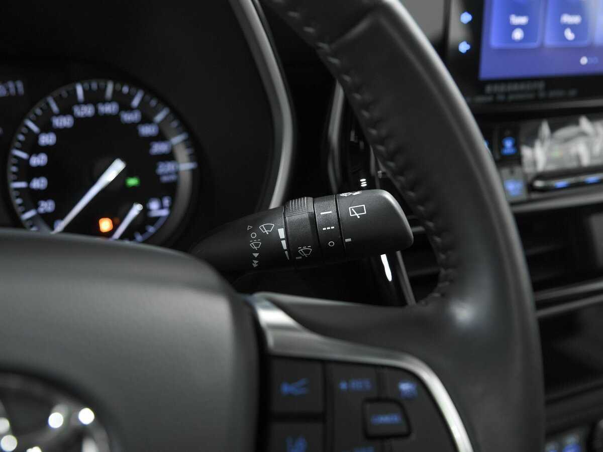 Toyota Highlander с пробегом — 2022 год. Фото: #9