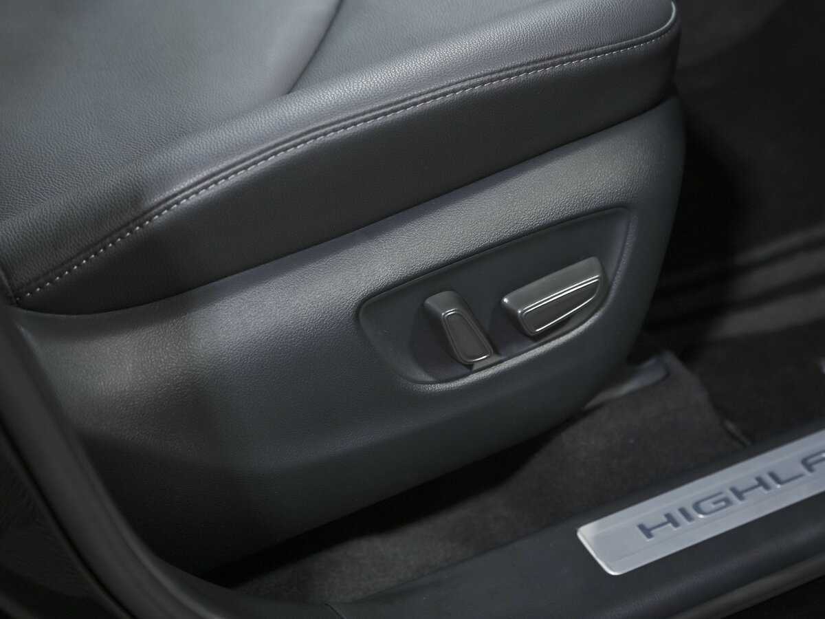 Toyota Highlander с пробегом — 2022 год. Фото: #22