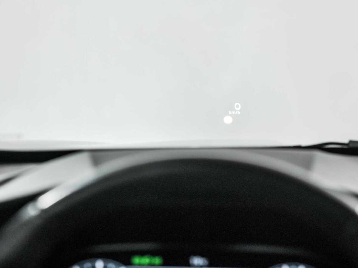 Mitsubishi Outlander с пробегом — 2023 год. Фото: #6