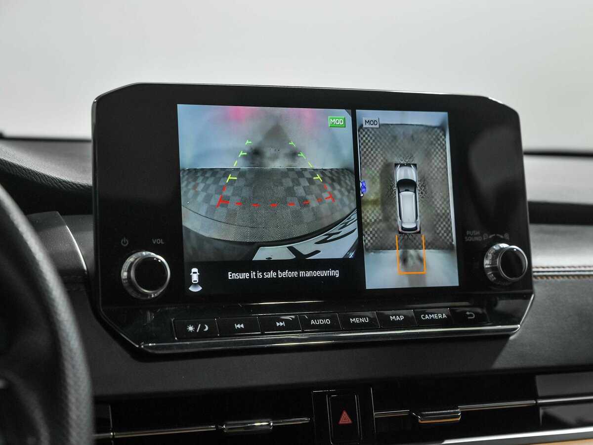 Mitsubishi Outlander с пробегом — 2023 год. Фото: #10