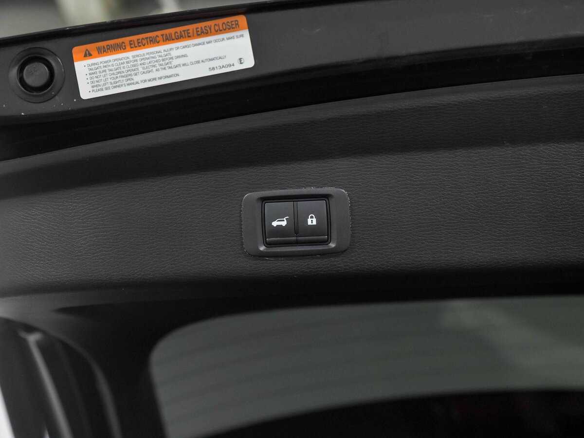 Mitsubishi Outlander с пробегом — 2023 год. Фото: #15