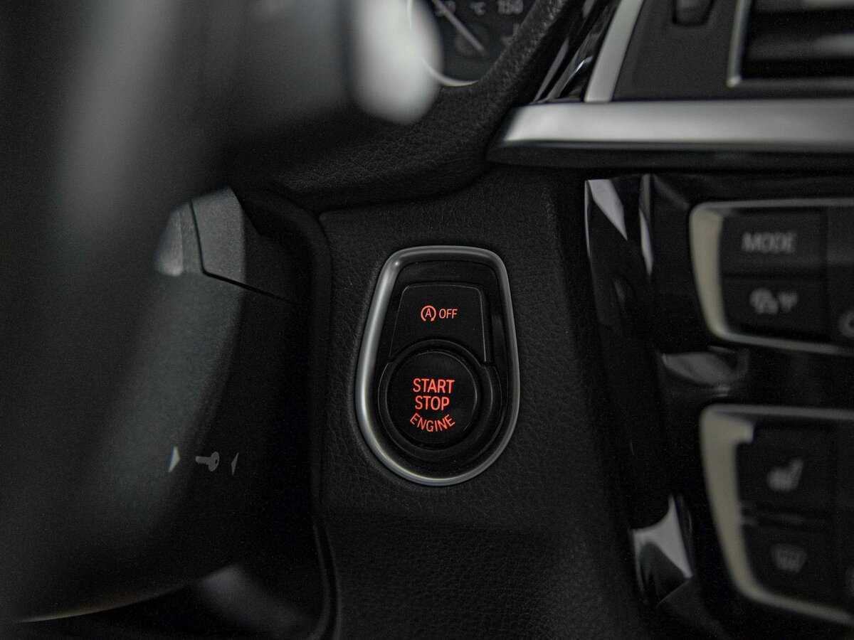 BMW 3 серии с пробегом — 2017 год. Фото: #9