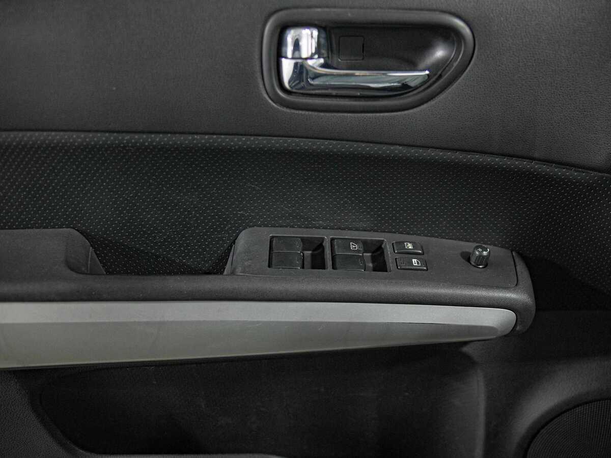 Nissan X-Trail с пробегом — 2011 год. Фото: #11