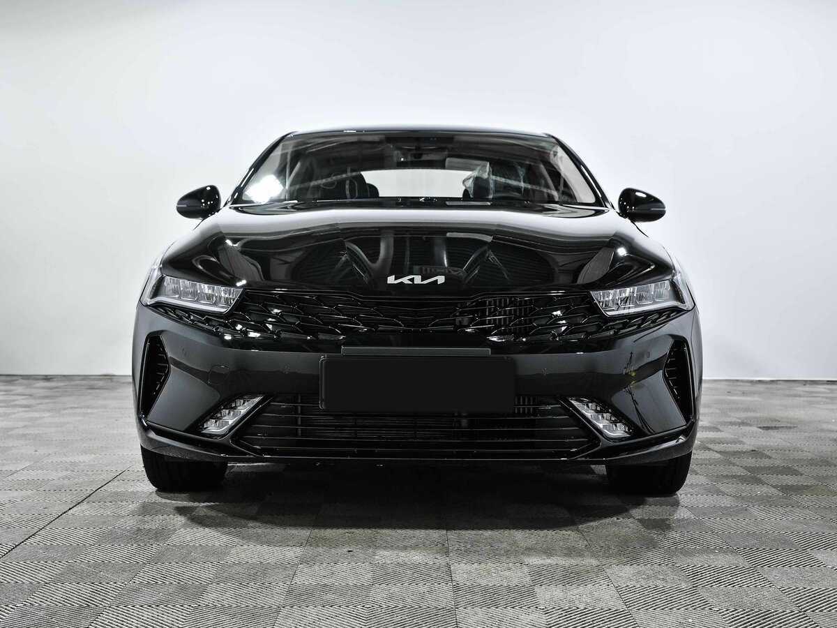 Kia K5 с пробегом — 2024 год. Фото: #1