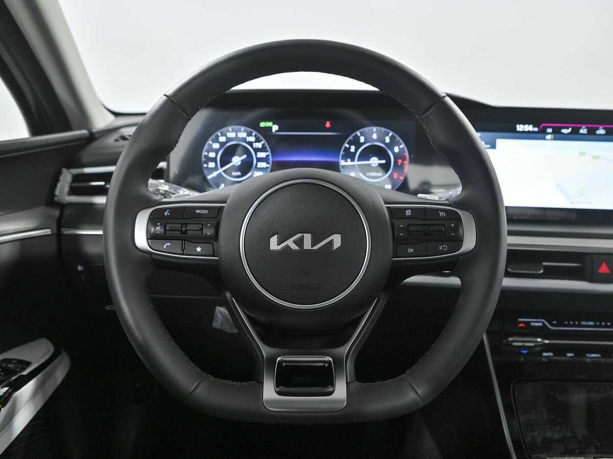 Kia K5 с пробегом — 2024 год. Фото: #7
