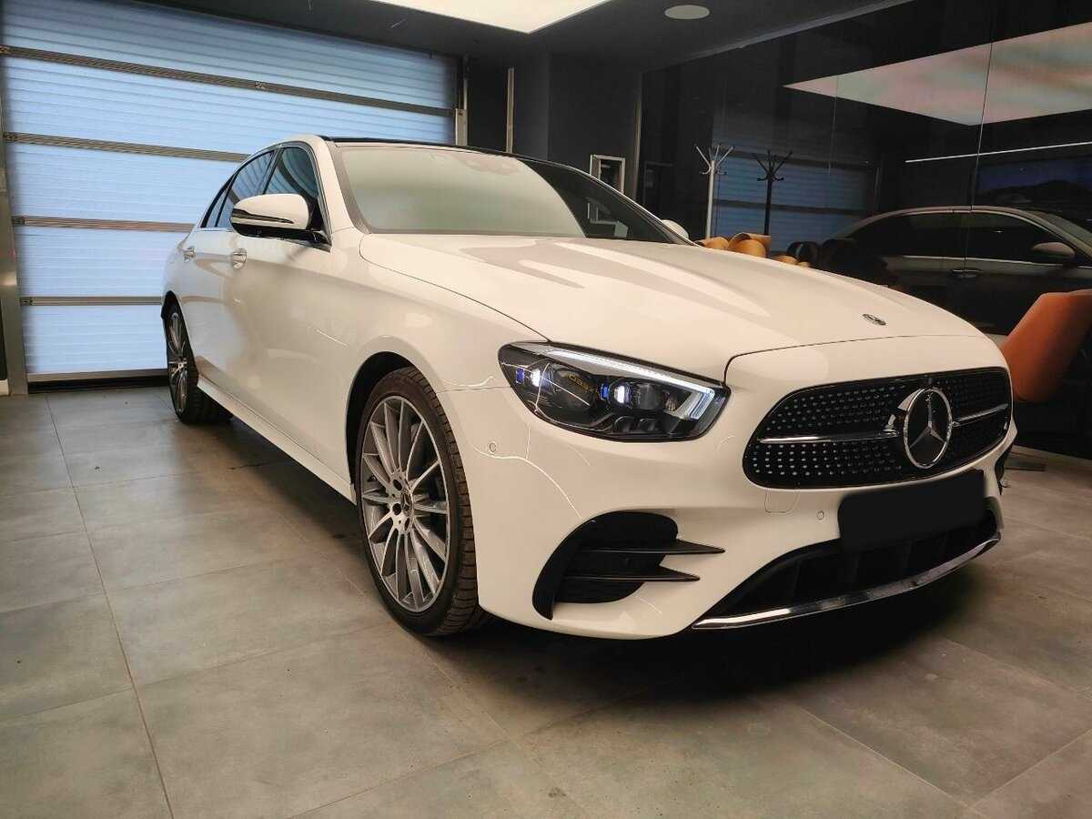 Mercedes-Benz E-Класс с пробегом — 2020 год. Фото: #2