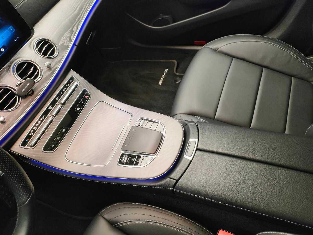 Mercedes-Benz E-Класс с пробегом — 2020 год. Фото: #13