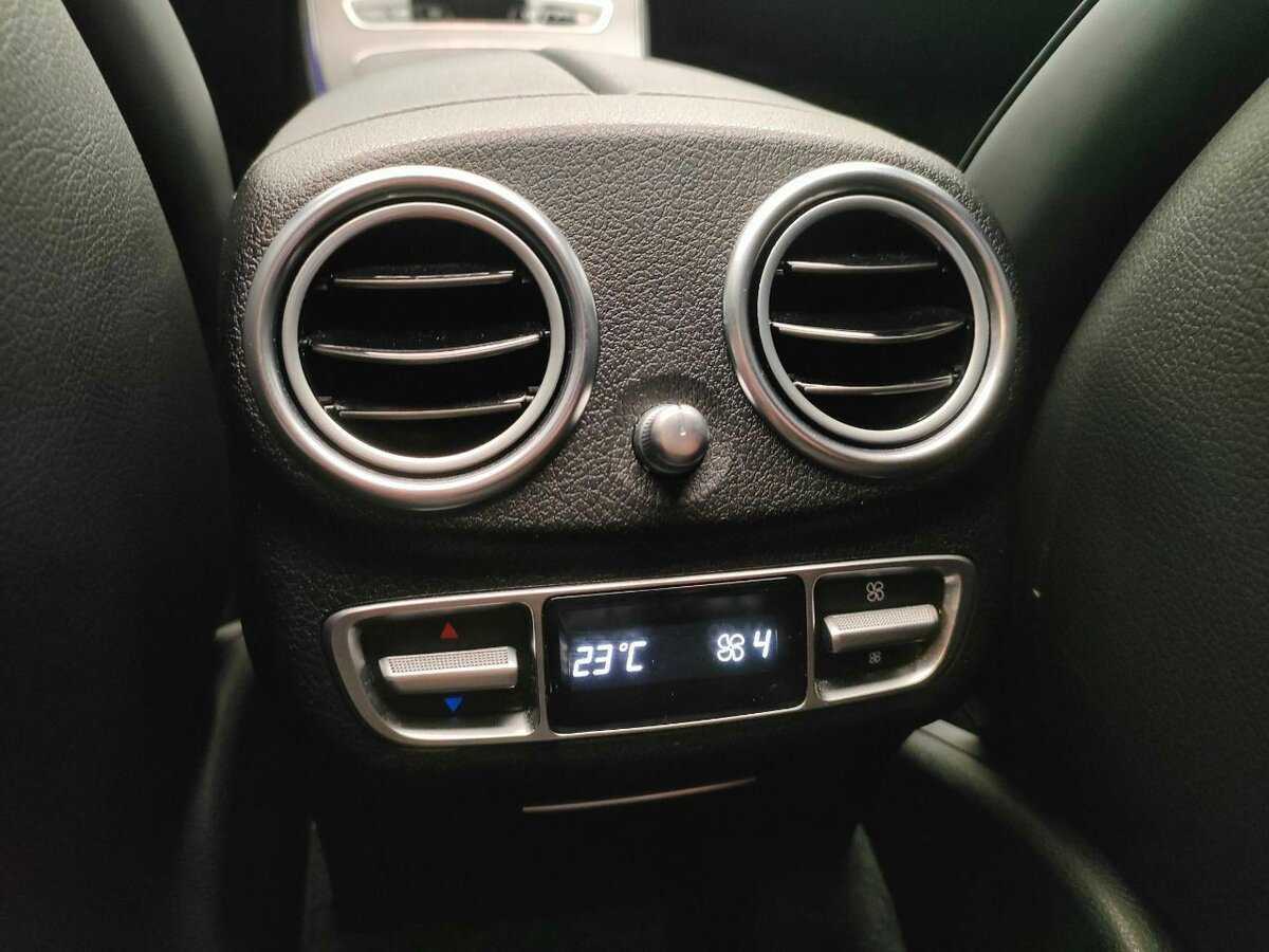 Mercedes-Benz E-Класс с пробегом — 2020 год. Фото: #17