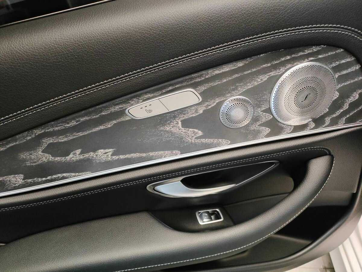 Mercedes-Benz E-Класс с пробегом — 2020 год. Фото: #18
