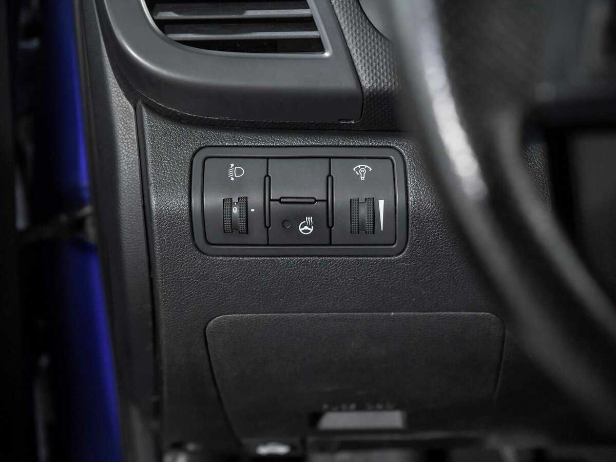 Hyundai Solaris с пробегом — 2011 год. Фото: #11