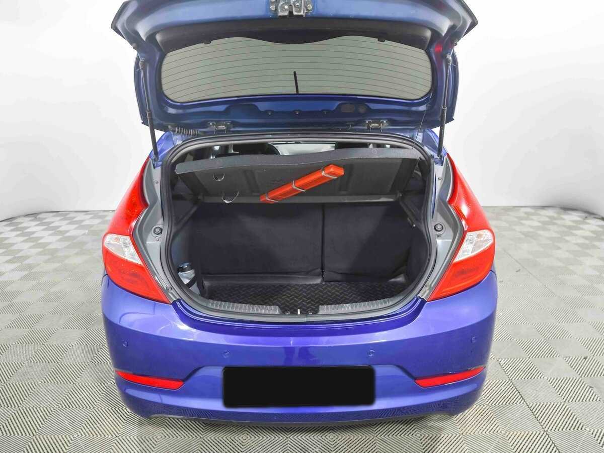 Hyundai Solaris с пробегом — 2011 год. Фото: #14