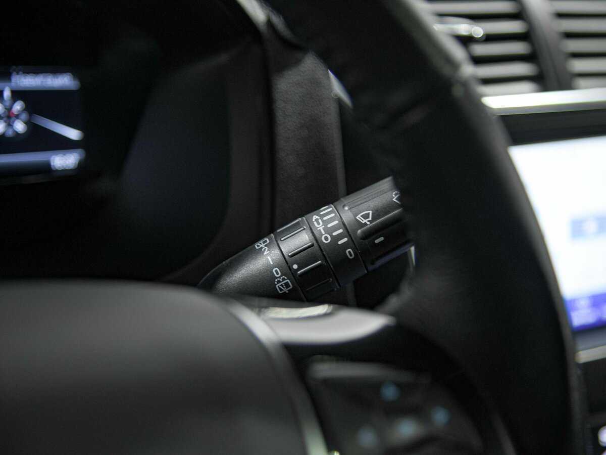 Ford Explorer с пробегом — 2018 год. Фото: #9