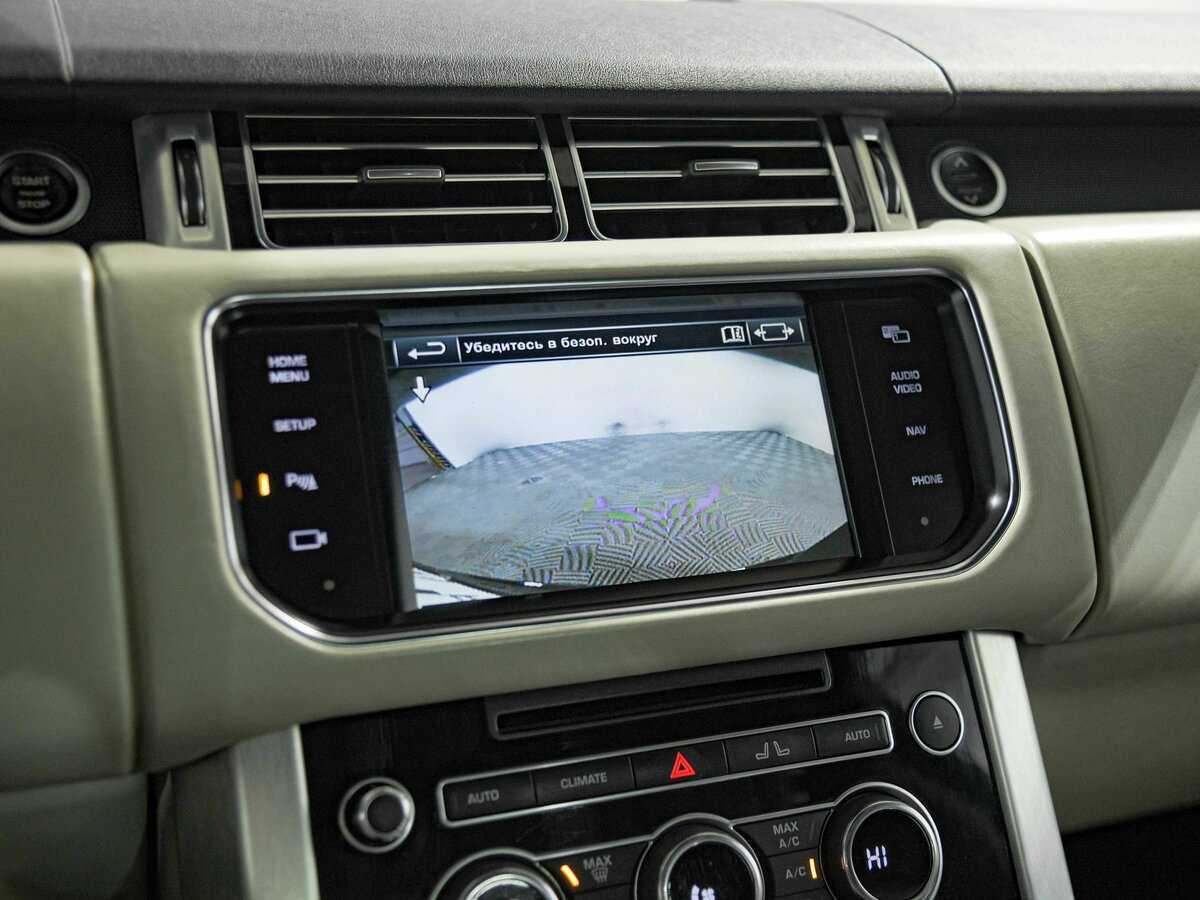 Land Rover Range Rover с пробегом — 2013 год. Фото: #12