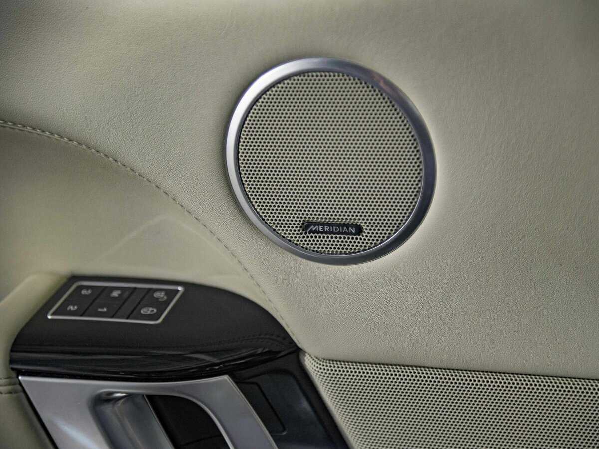 Land Rover Range Rover с пробегом — 2013 год. Фото: #16