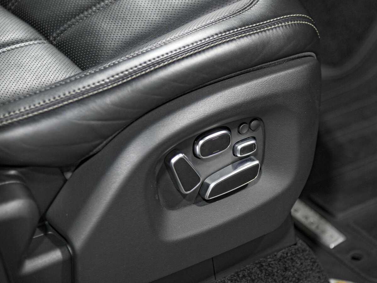 Land Rover Range Rover с пробегом — 2013 год. Фото: #25