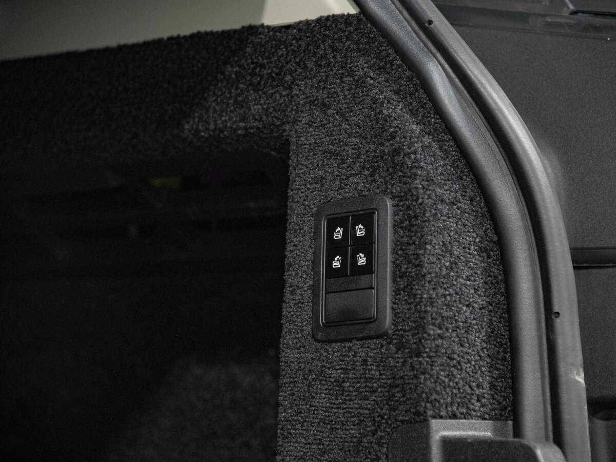 Land Rover Range Rover с пробегом — 2013 год. Фото: #28