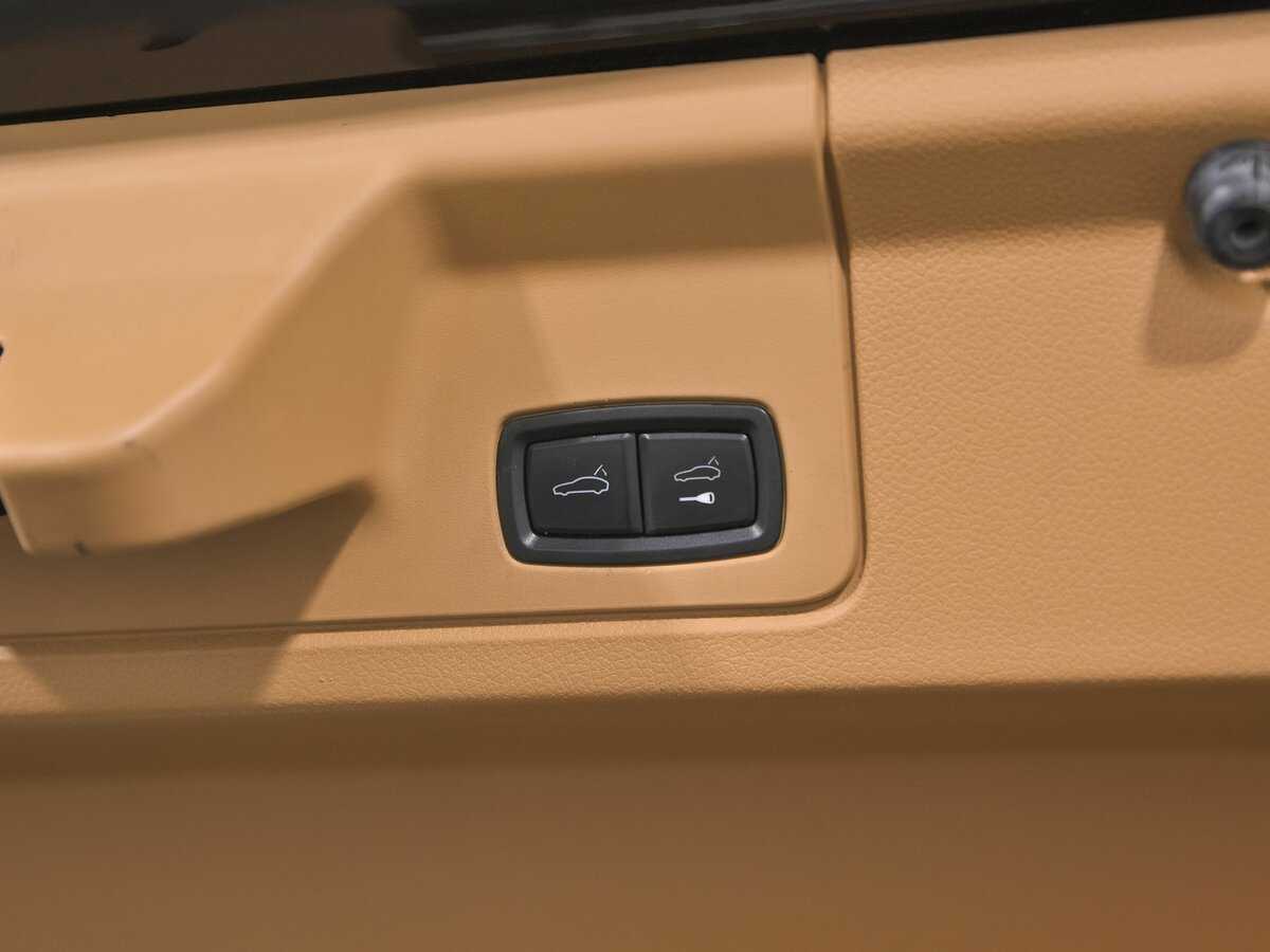 Porsche Panamera с пробегом — 2014 год. Фото: #20