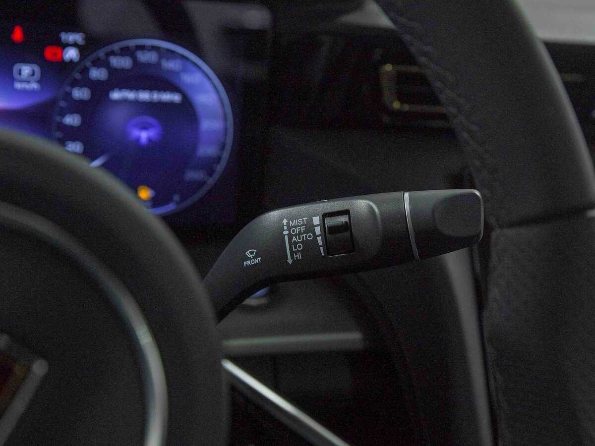 Hongqi H5 с пробегом — 2024 год. Фото: #9