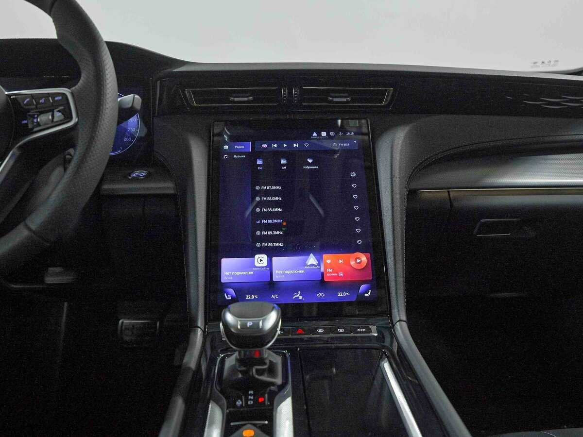 Hongqi H5 с пробегом — 2024 год. Фото: #10