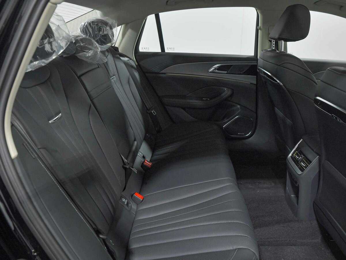 Hongqi H5 с пробегом — 2024 год. Фото: #17