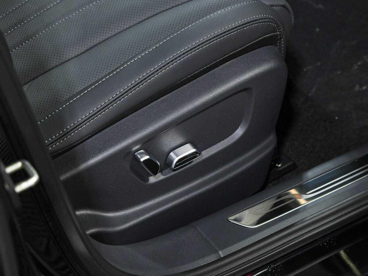 Hongqi H5 с пробегом — 2024 год. Фото: #20