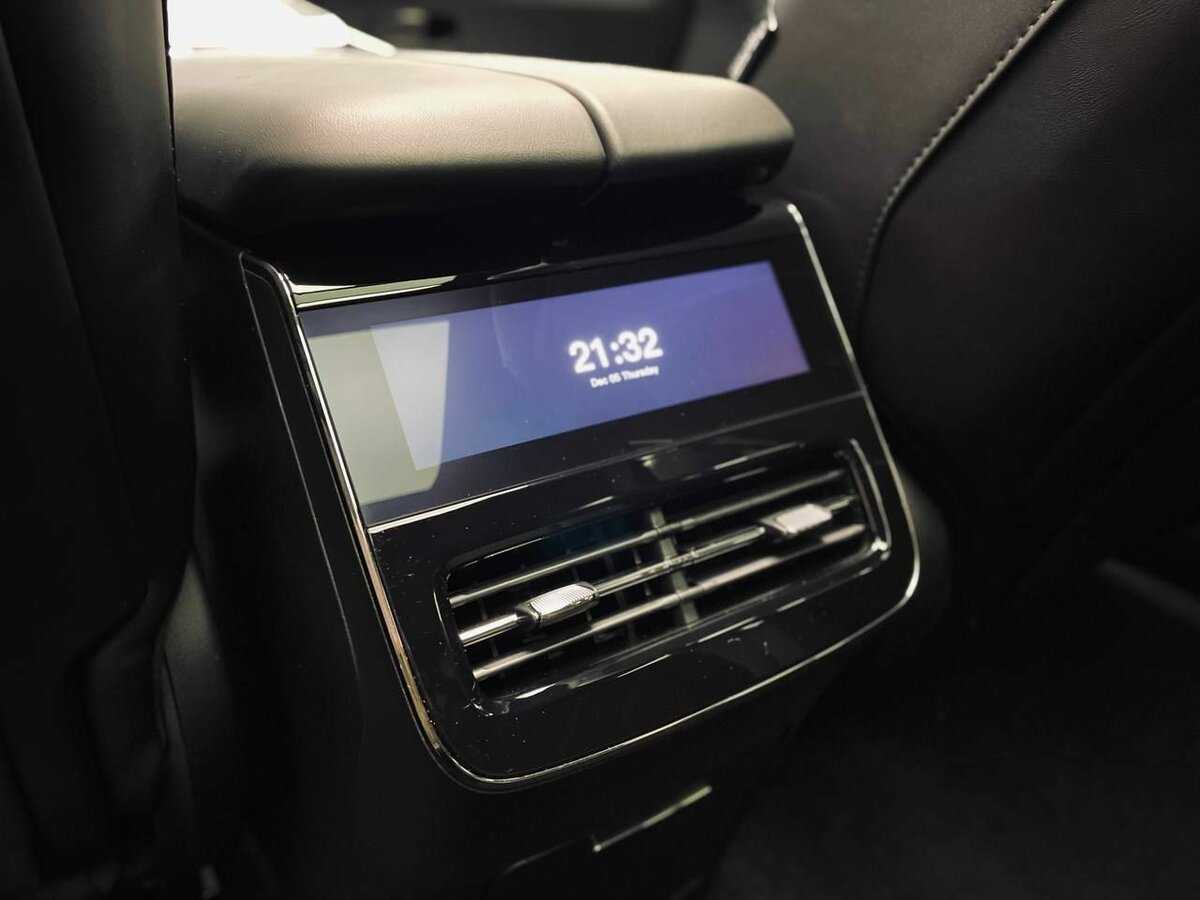 Voyah Free с пробегом — 2024 год. Фото: #18