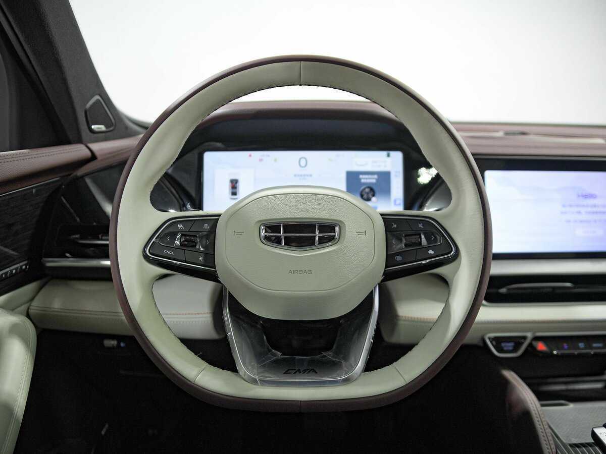 Geely Monjaro с пробегом — 2024 год. Фото: #7