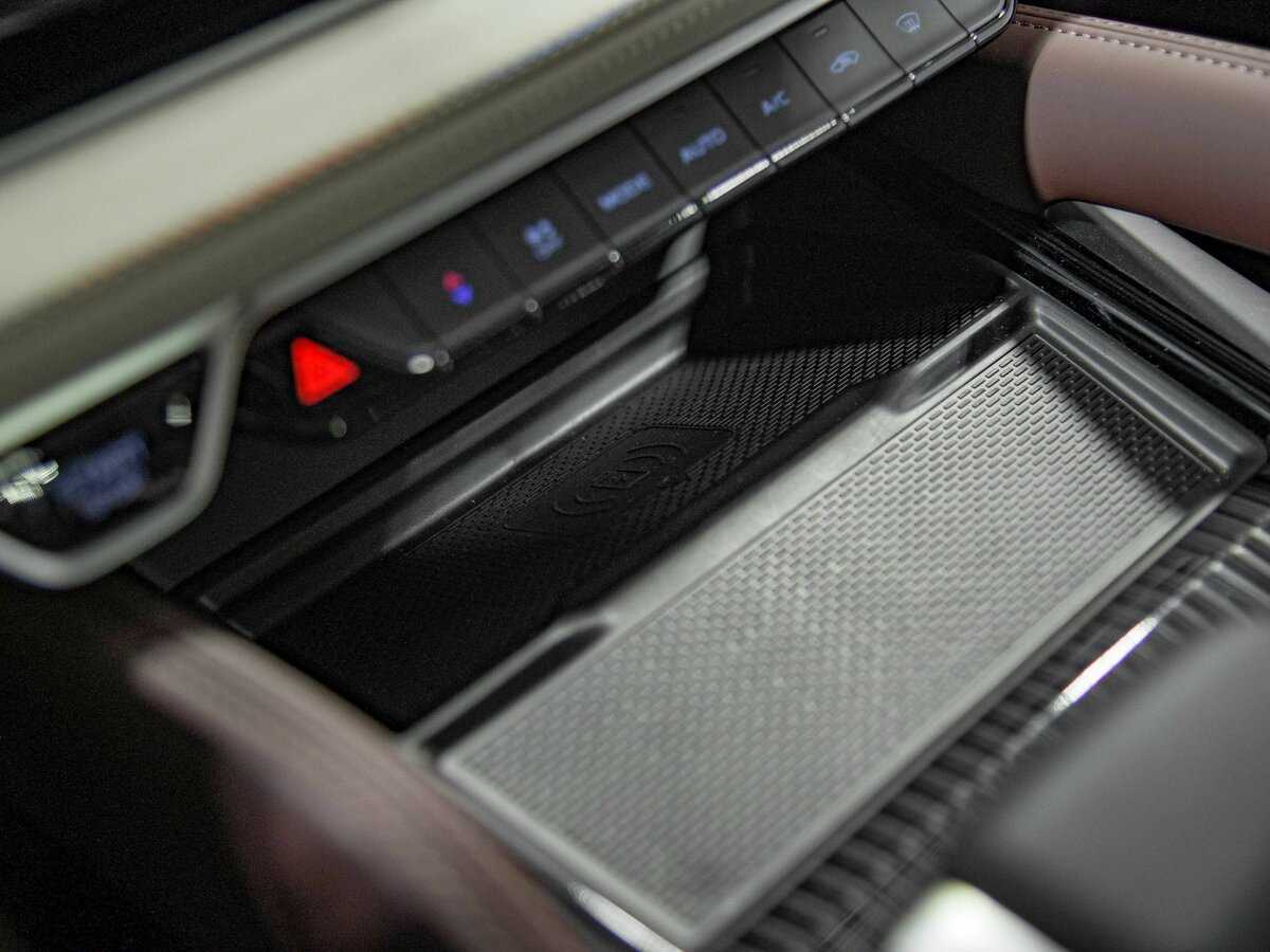 Geely Monjaro с пробегом — 2024 год. Фото: #11