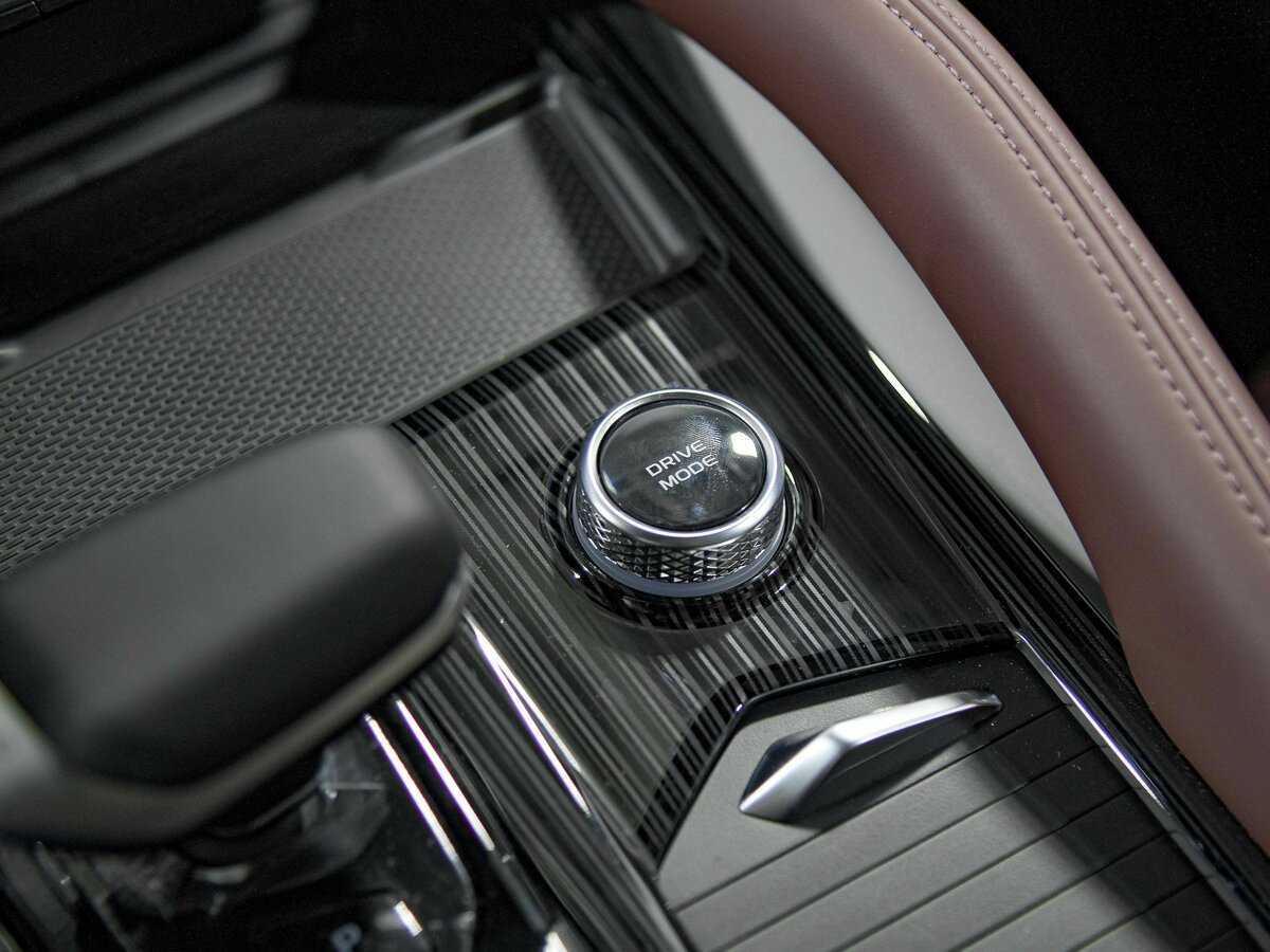 Geely Monjaro с пробегом — 2024 год. Фото: #12