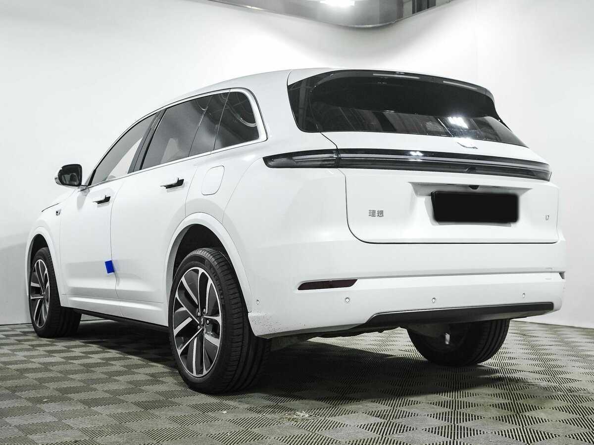 LiXiang L7 с пробегом — 2024 год. Фото: #5