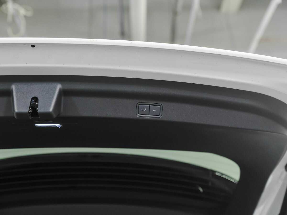 LiXiang L7 с пробегом — 2024 год. Фото: #23