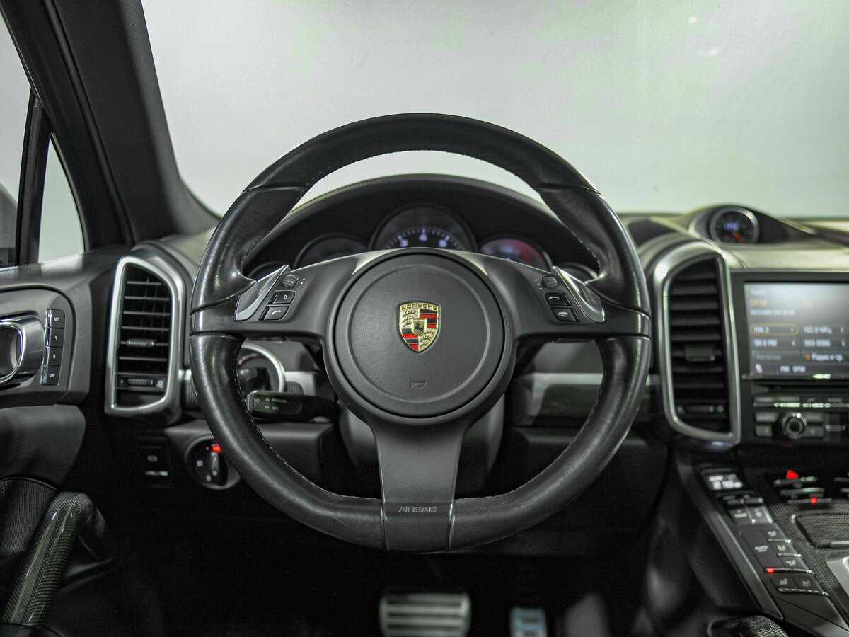 Porsche Cayenne с пробегом — 2012 год. Фото: #8