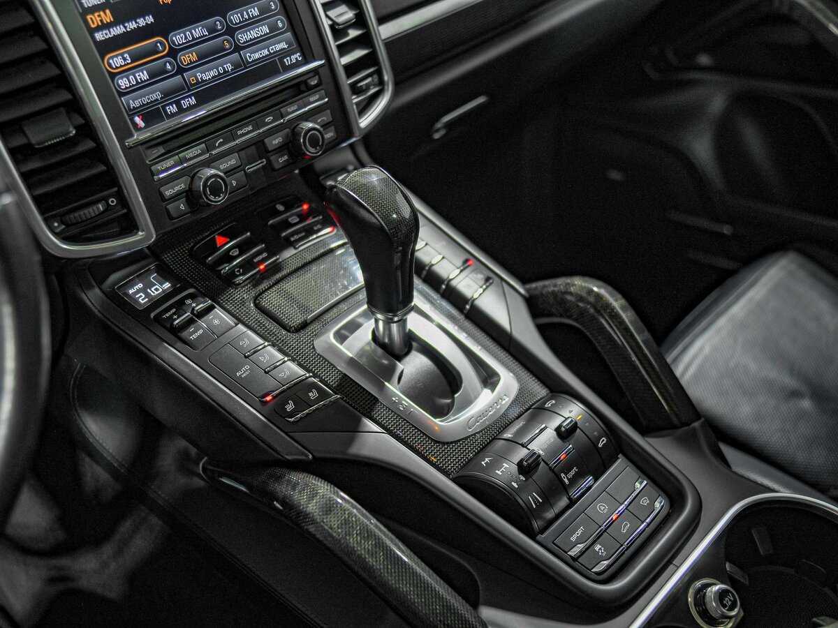 Porsche Cayenne с пробегом — 2012 год. Фото: #12